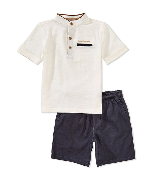 Ensemble Calvin Klein 2 Pièces pour Petit Garçon – T-Shirt Henley & Short Lavé